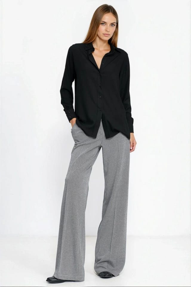 Love Lace Love Lace Women's Long Sleeve Viscose Collared Shirt in Black - 2