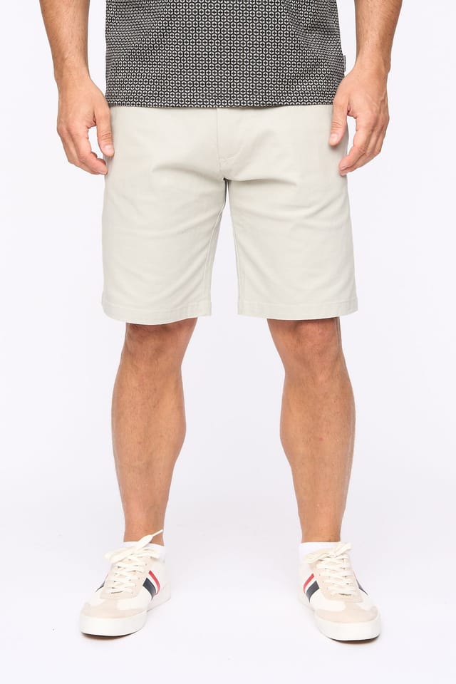 Bewley&Ritch Bewley&Ritch Men's Clarksten Cotton Stretch Regular Fit Chino Shorts in Light Grey - 3