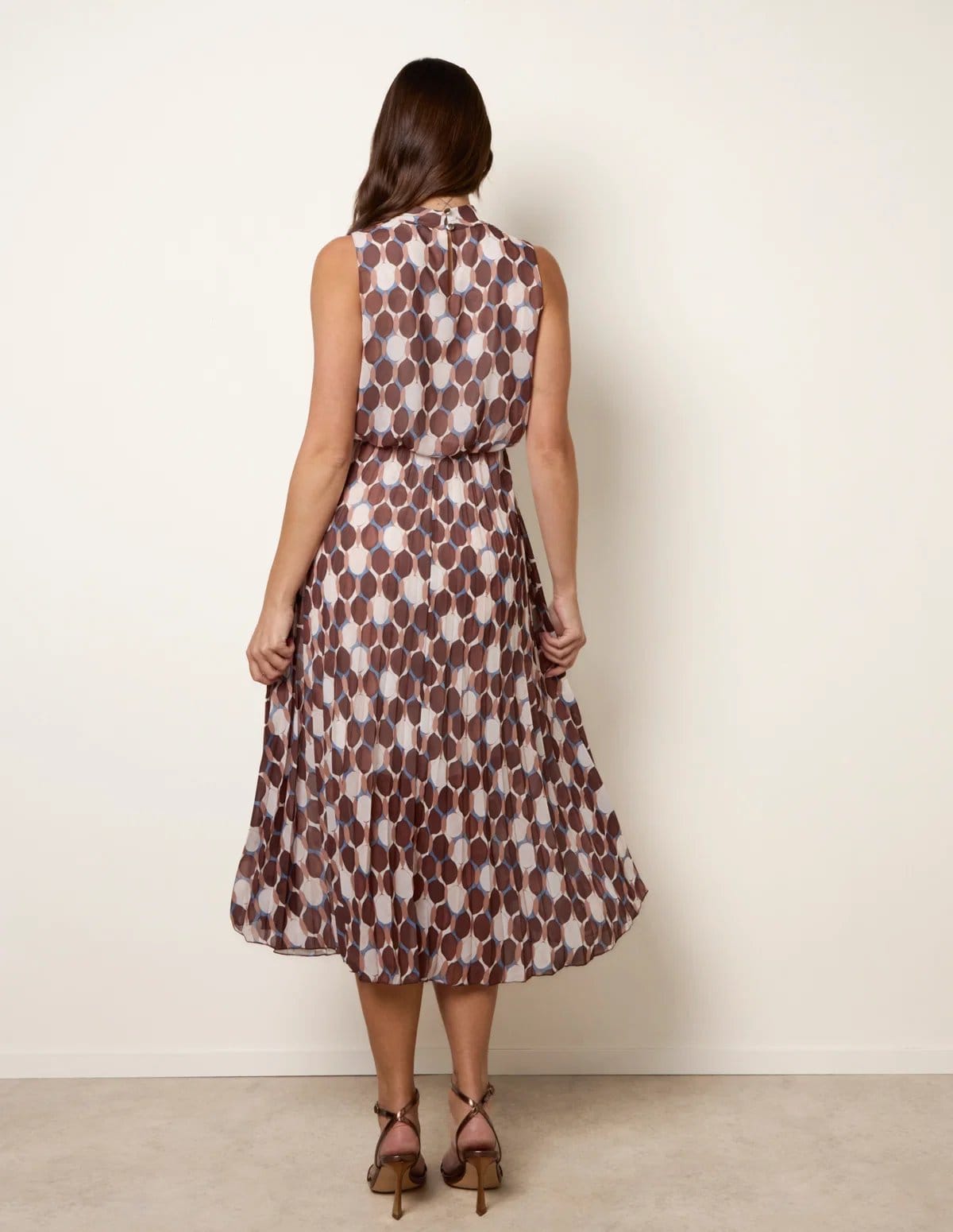 Blue Vanilla High Neck Sleeveless Geometric Pleated Dress - 4