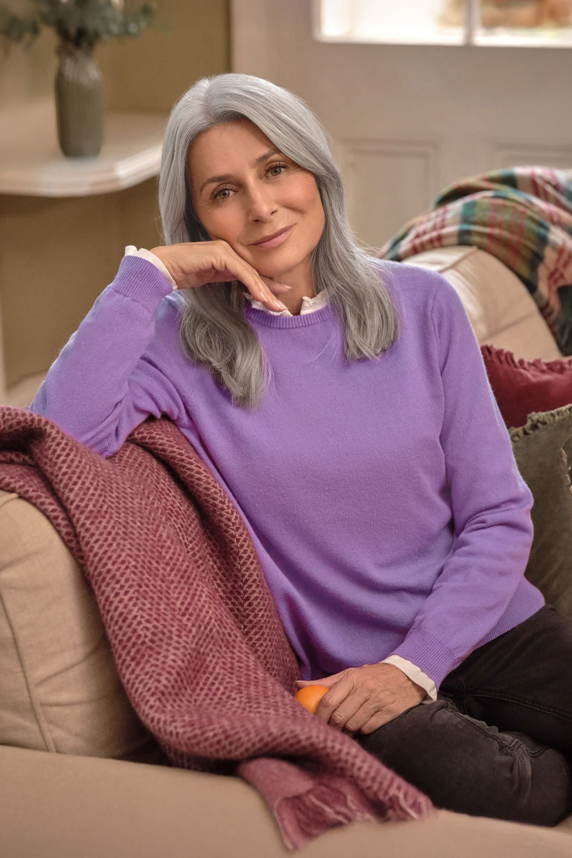 WoolOvers WoolOvers Women's Cashmere & Merino Crew Neck Knitted Jumper in Purple