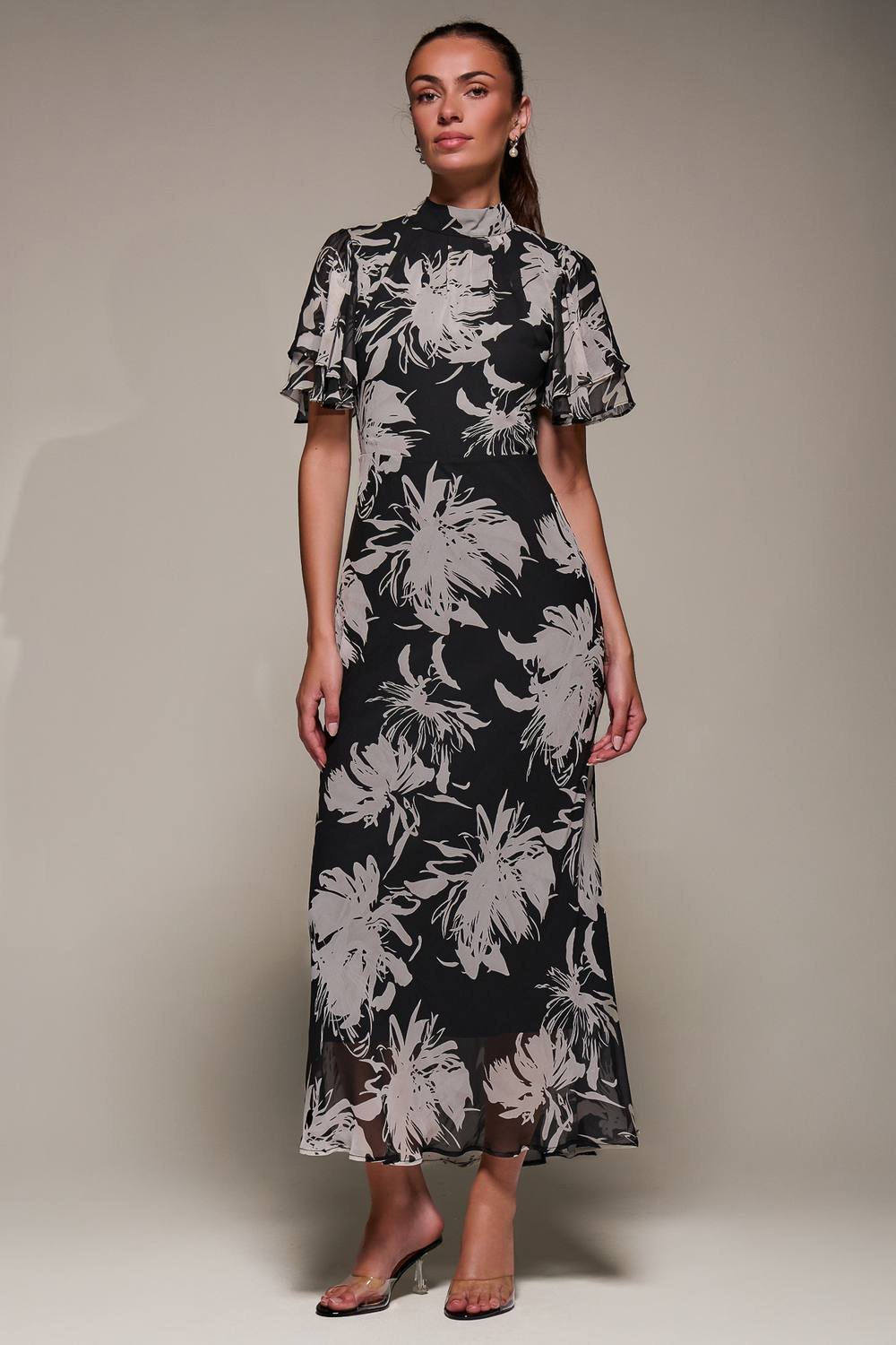 Jolie Moi Jolie Moi Women's High Neck Angel Sleeve Chiffon Maxi Dres in Black - 2