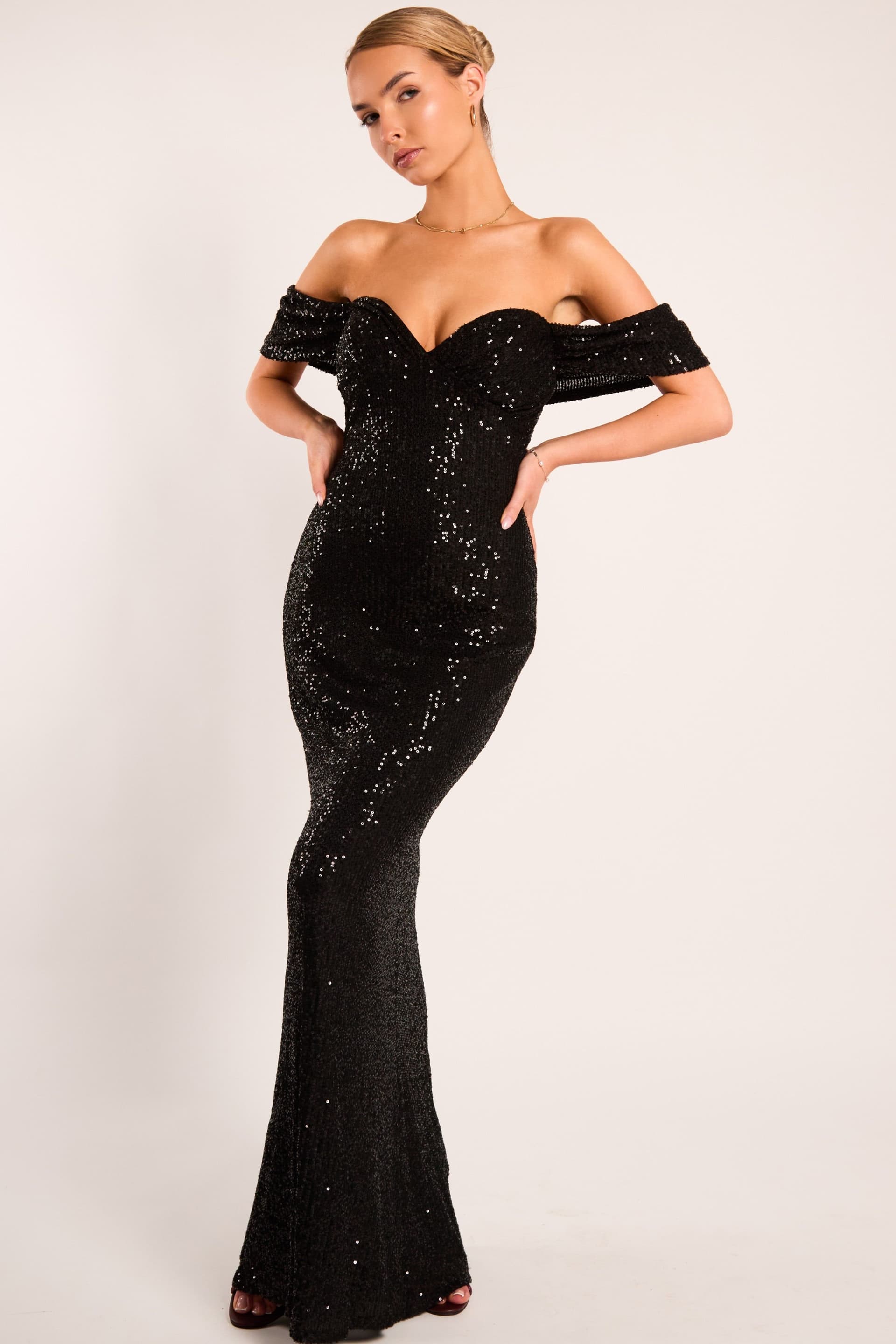 Jaded Rose Jaded Rose Women's Naiara Black Sequin Sweetheart Shawl Detail Maxi Dress