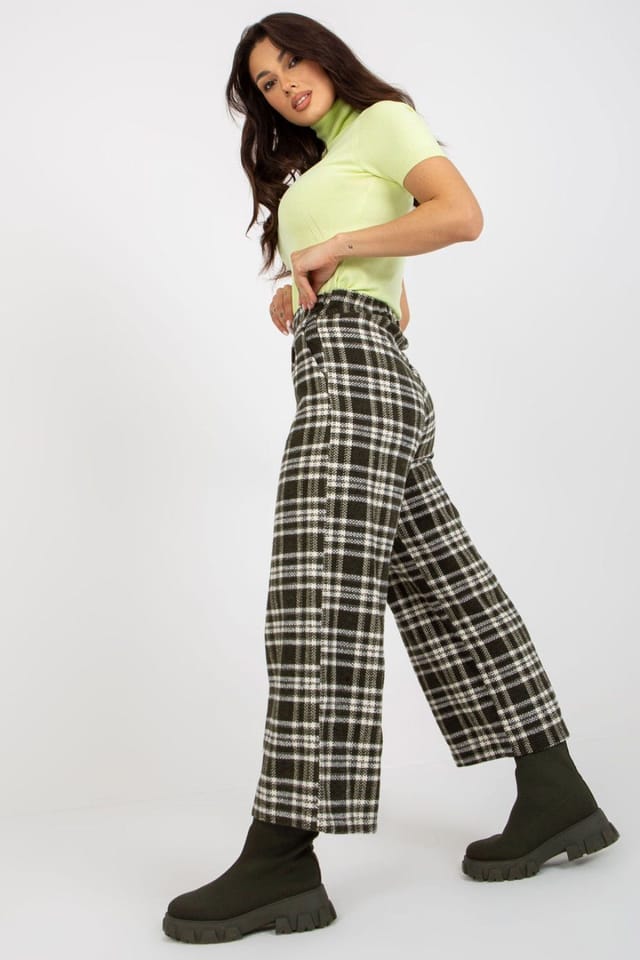Love Lace Love Lace Women's Checkered Fabric Slip Pocket Trousers in Green - 2