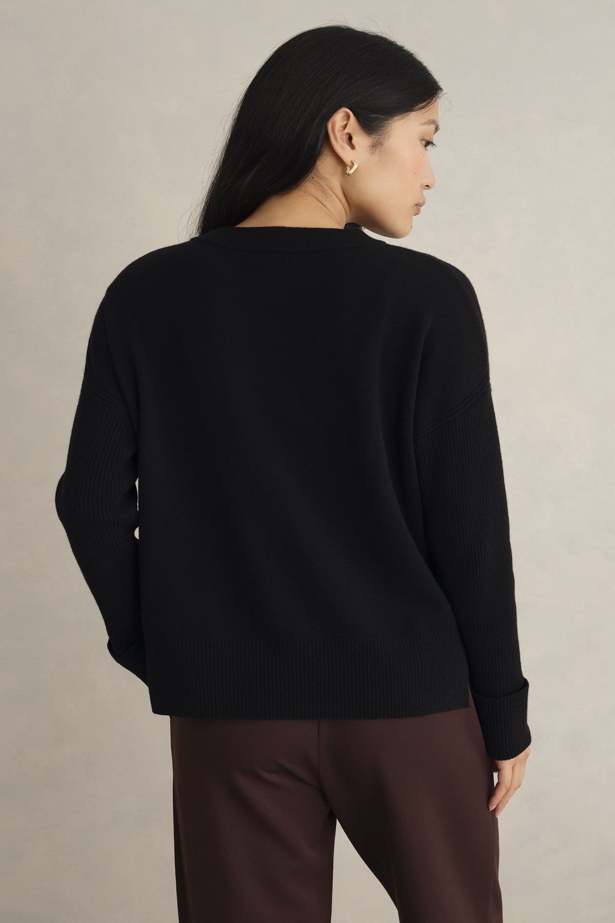 Hobbs London Hobbs London Women's Darla Jumper in True Black - 4