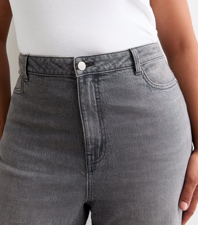 New Look Women's Plus Size Grey High Waist Tapered Mom Jeans Curves New Look - 2