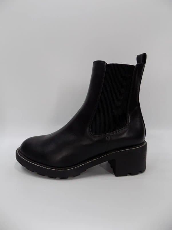 New Look New Look Chelsea Boots Wide Fit UK 7 EU 40 Womens Black Low Heel Chunky Comfort