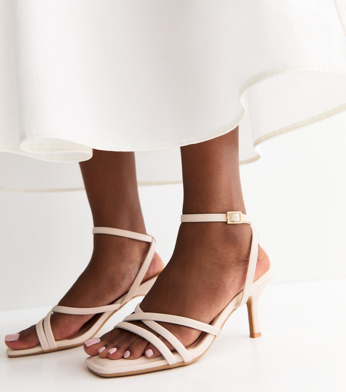 New Look Women's Wide Fit Off White Faux Leather Sandals New Look