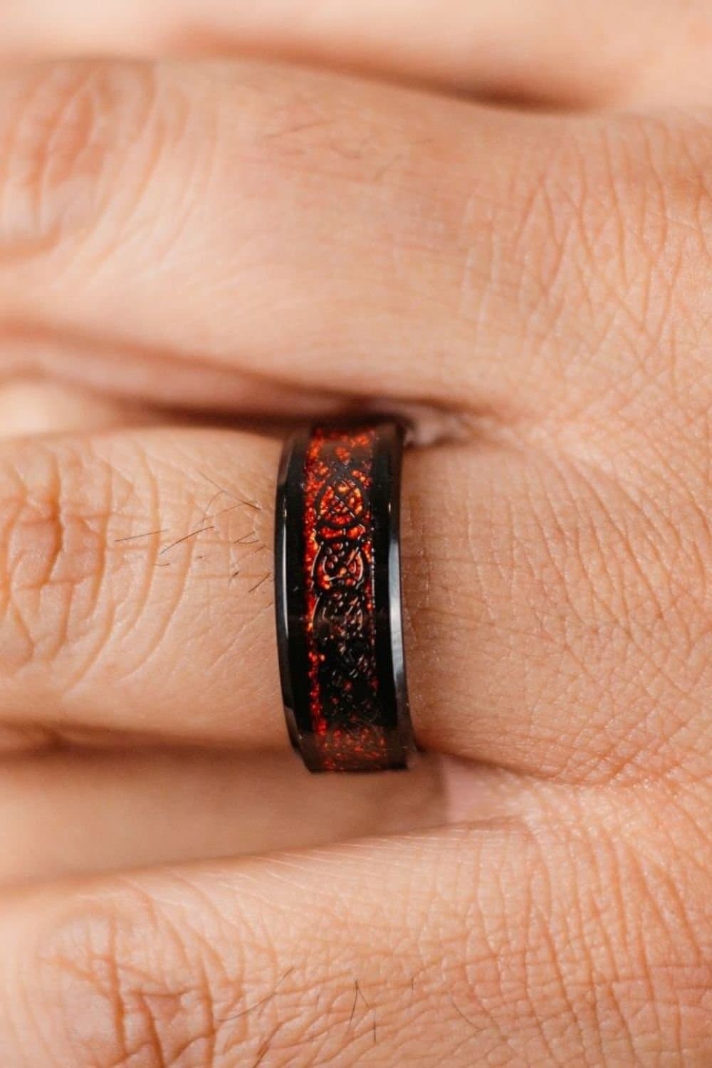 The Colourful Aura The Colourful Aura Men's Punk Tungsten Steel Black Carbon Fiber Wide Band Ring in Red