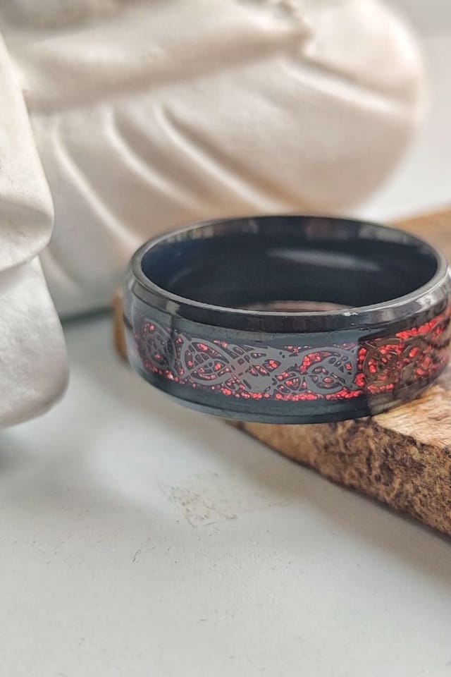 The Colourful Aura The Colourful Aura Men's Punk Tungsten Steel Black Carbon Fiber Wide Band Ring in Red - 2