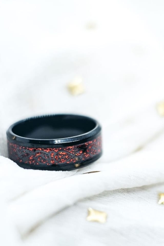 The Colourful Aura The Colourful Aura Men's Punk Tungsten Steel Black Carbon Fiber Wide Band Ring in Red - 3