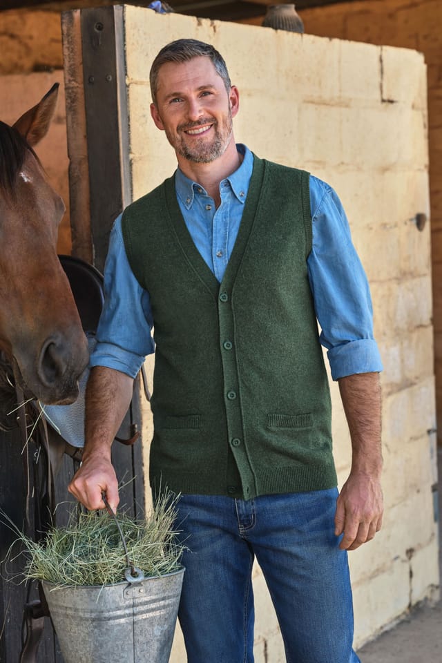 WoolOvers WoolOvers Men's Mens 100% Lambswool Waistcoat in Green - 2