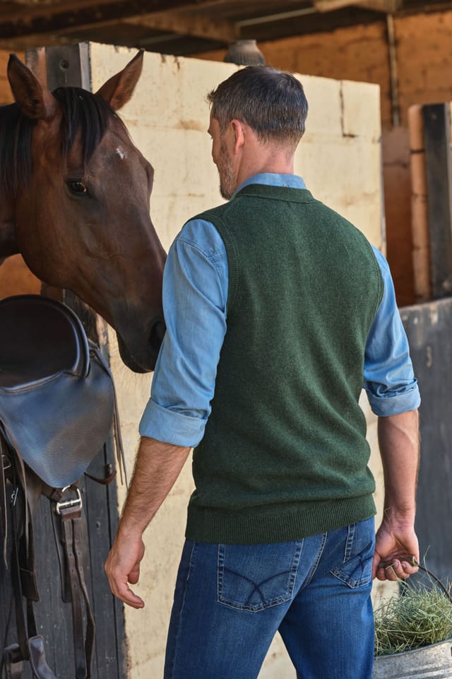WoolOvers WoolOvers Men's Mens 100% Lambswool Waistcoat in Green - 3