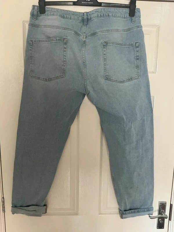 ASOS Design ASOS mens ripped jeans - W 36 L 32 - relaxed fit