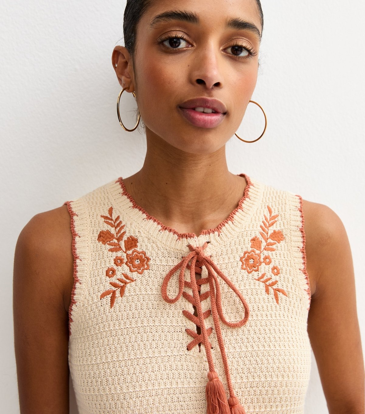 New Look Women's Cream Cotton Floral Embroidered Crochet Top New Look - 3