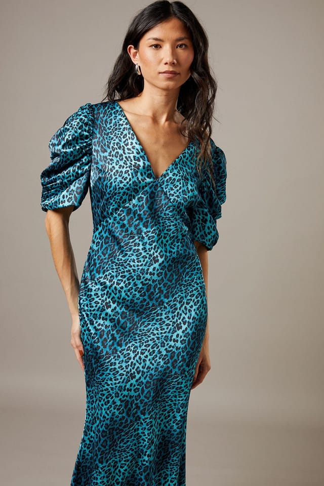 Warehouse Warehouse Women's Satin Pleat Volume Sleeve Plunge Bias Midi Dress in Animal - 2
