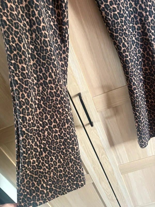New Look New look leopard print kick flare leggings trousers size 16 stretchy