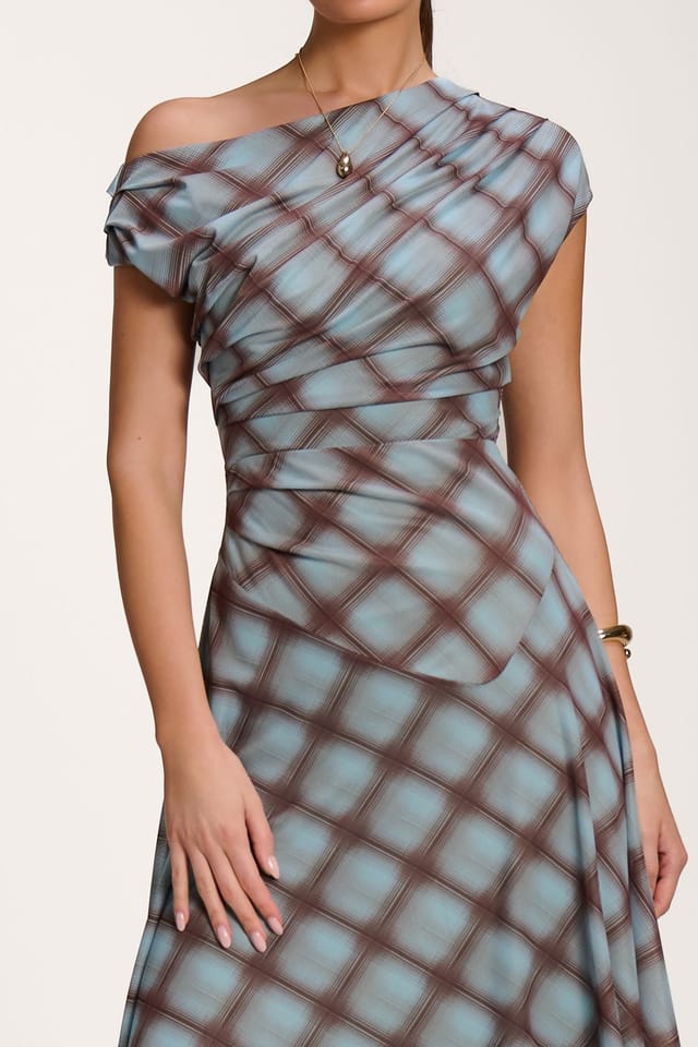 Jolie Moi Jolie Moi Women's Asymmetric Draped Mesh Dress - 3