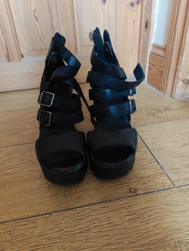 New Look Black Faux Leather Heels