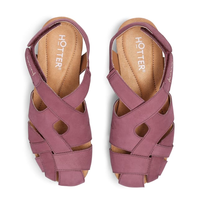 Hotter Hotter Women's 'Carpa' Closed-Toe Sandals in Rose - 3