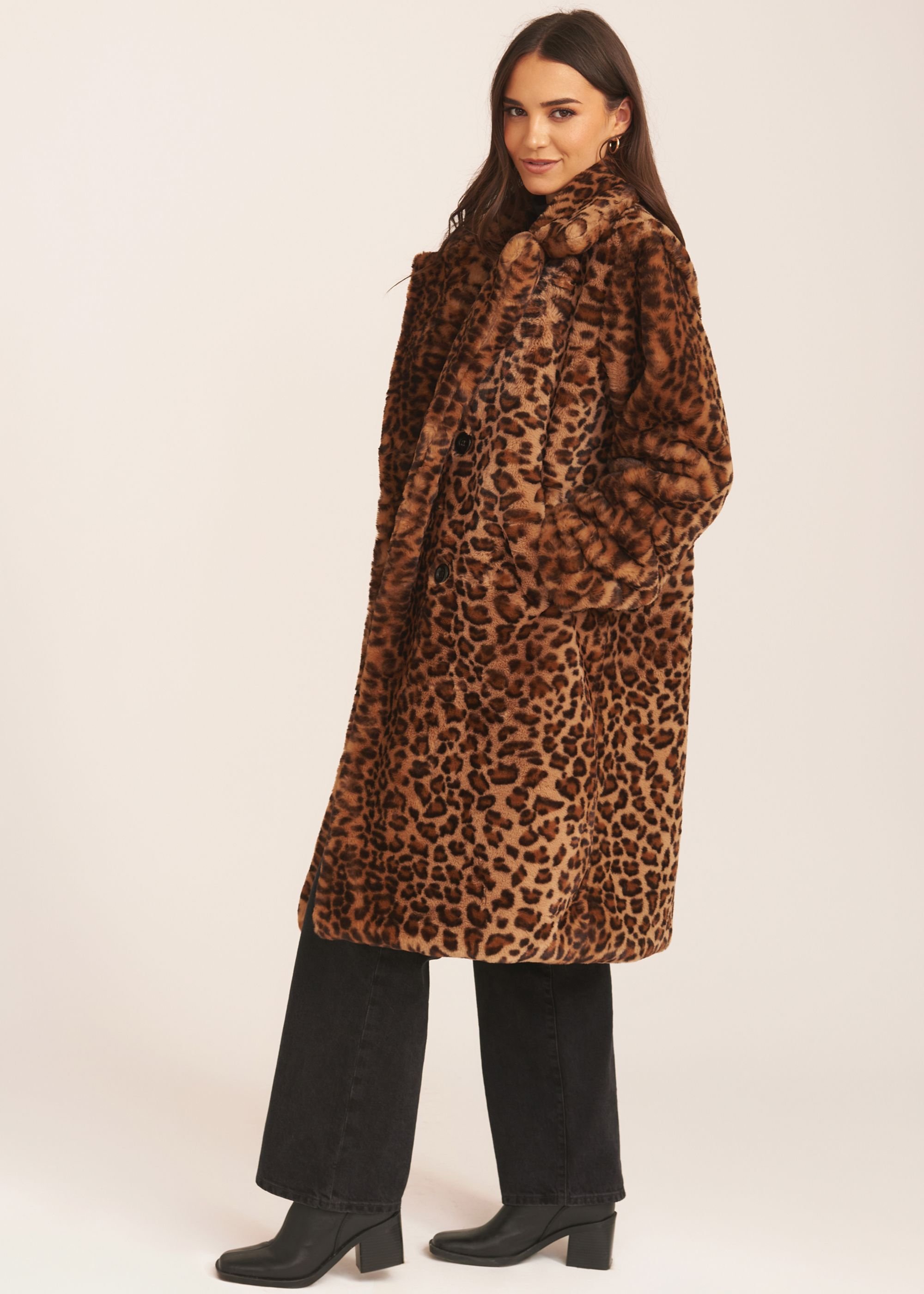 Gini London Gini London Women's Brown Leopard Double Breasted Longline Furcoat - 3