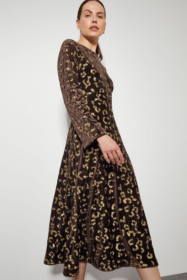 Monsoon Monsoon Women's Arwen Sequin Leopard Velvet Midi Dress Brown in Chocolate - 2