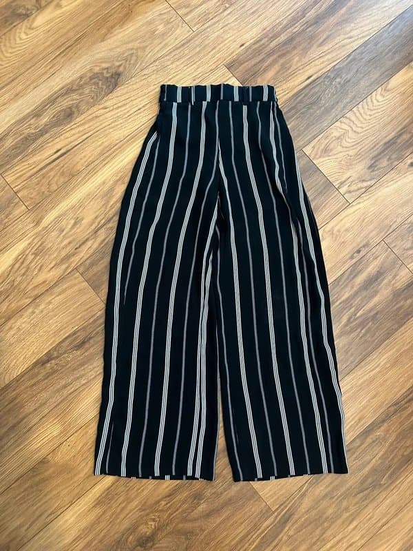 Bershka Bershka Dark Navy & White Striped Wide Leg Trousers | Everyday Parisian Chic | Floaty | Size 10