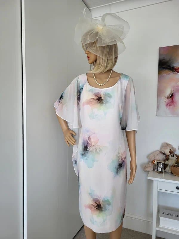 Jacques Vert Jacques Vert size 18 gorgeous special occasion dress worn briefly freshly cleaned immaculate