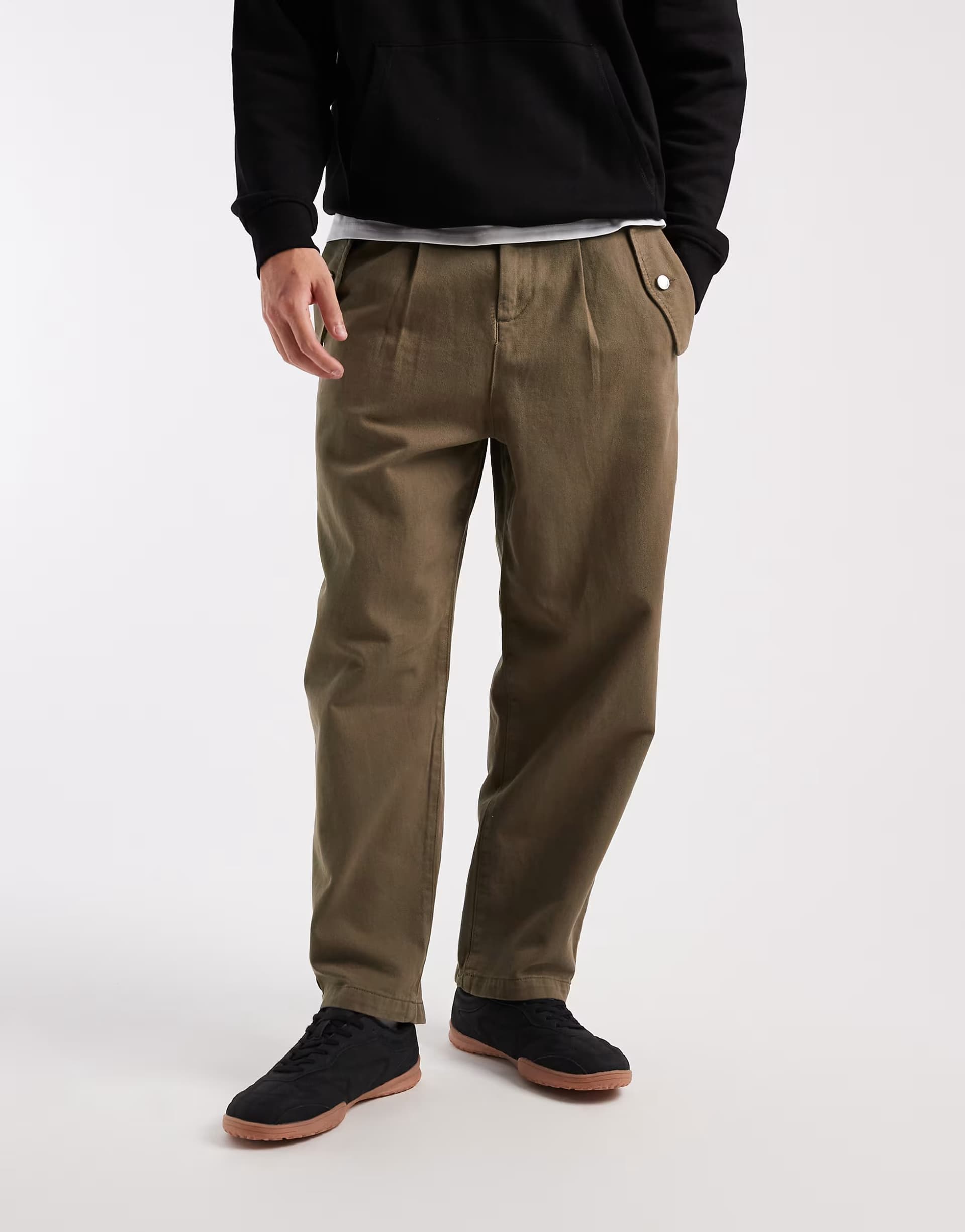 ASOS ASOS Relaxed Tapered Trousers in Khaki