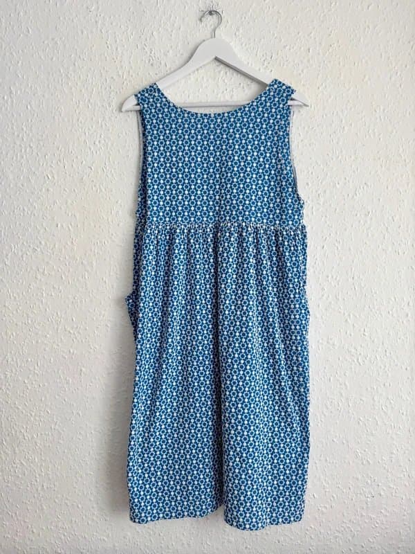 Sideline Women’s Sideline Blue Floral Embroidered Midi Smock Dress