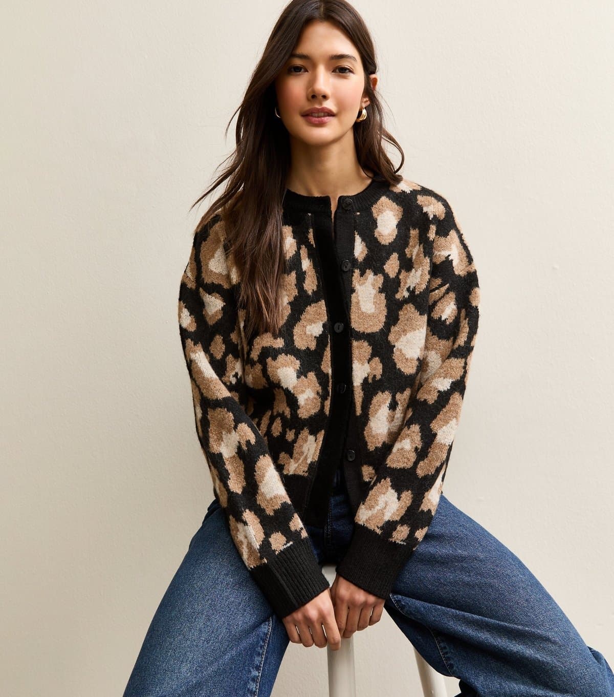 New Look Women's Black Leopard Print Crew Neck Cardigan New Look