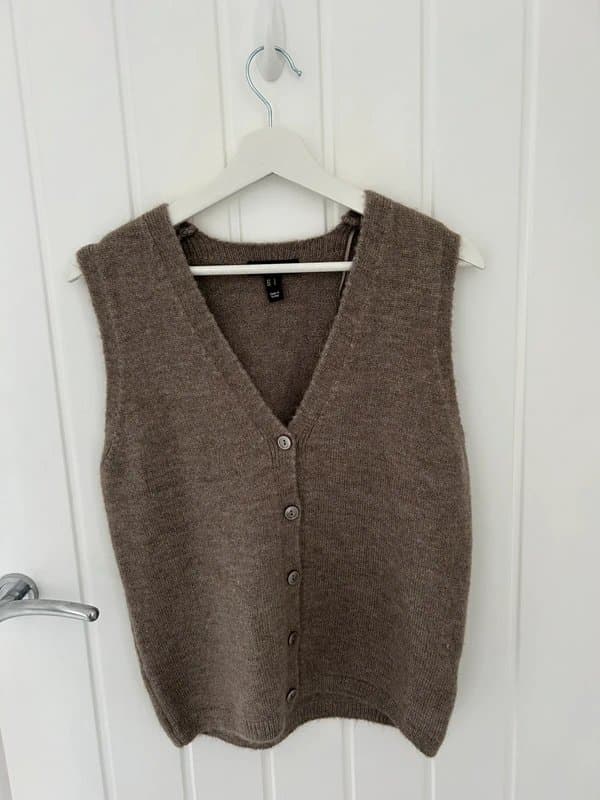 New Look Women’s sweater vest