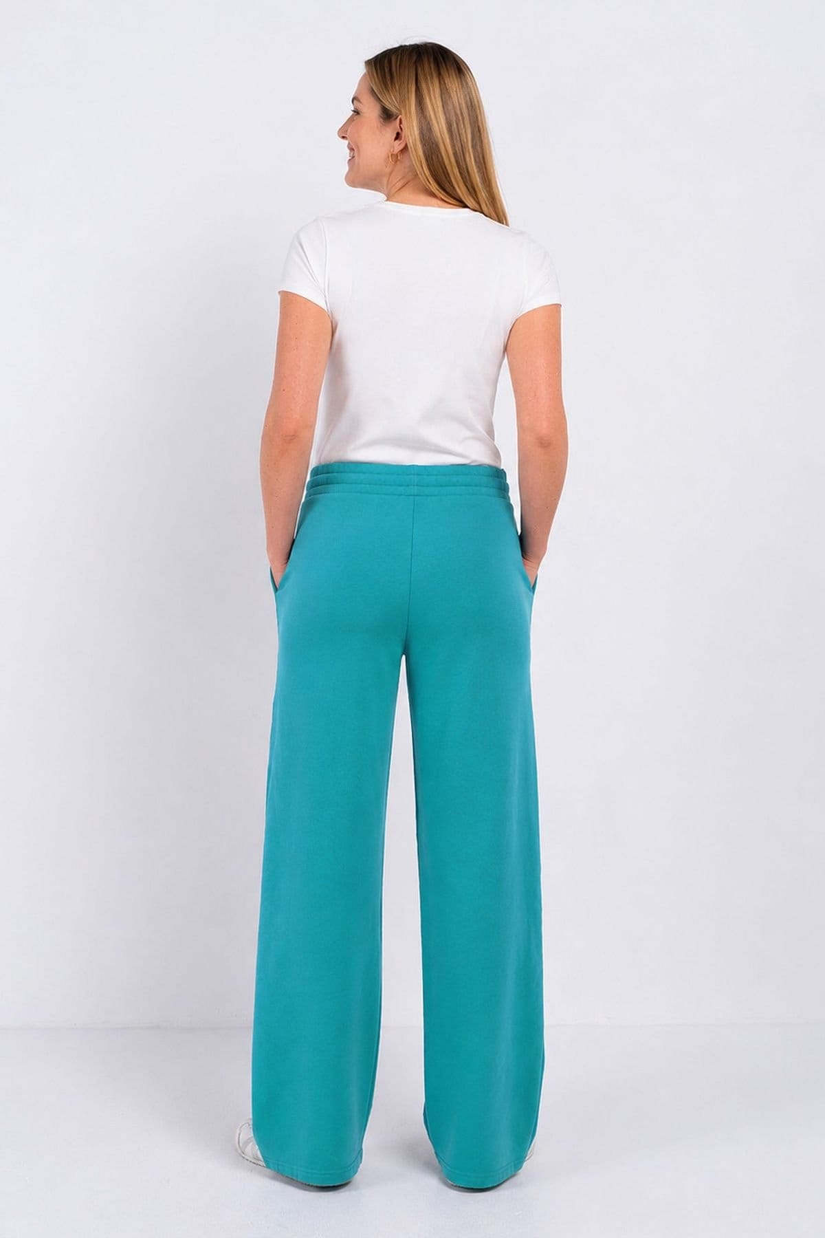 Kettlewell Kettlewell Women's Blake Jogger in Aqua - 4