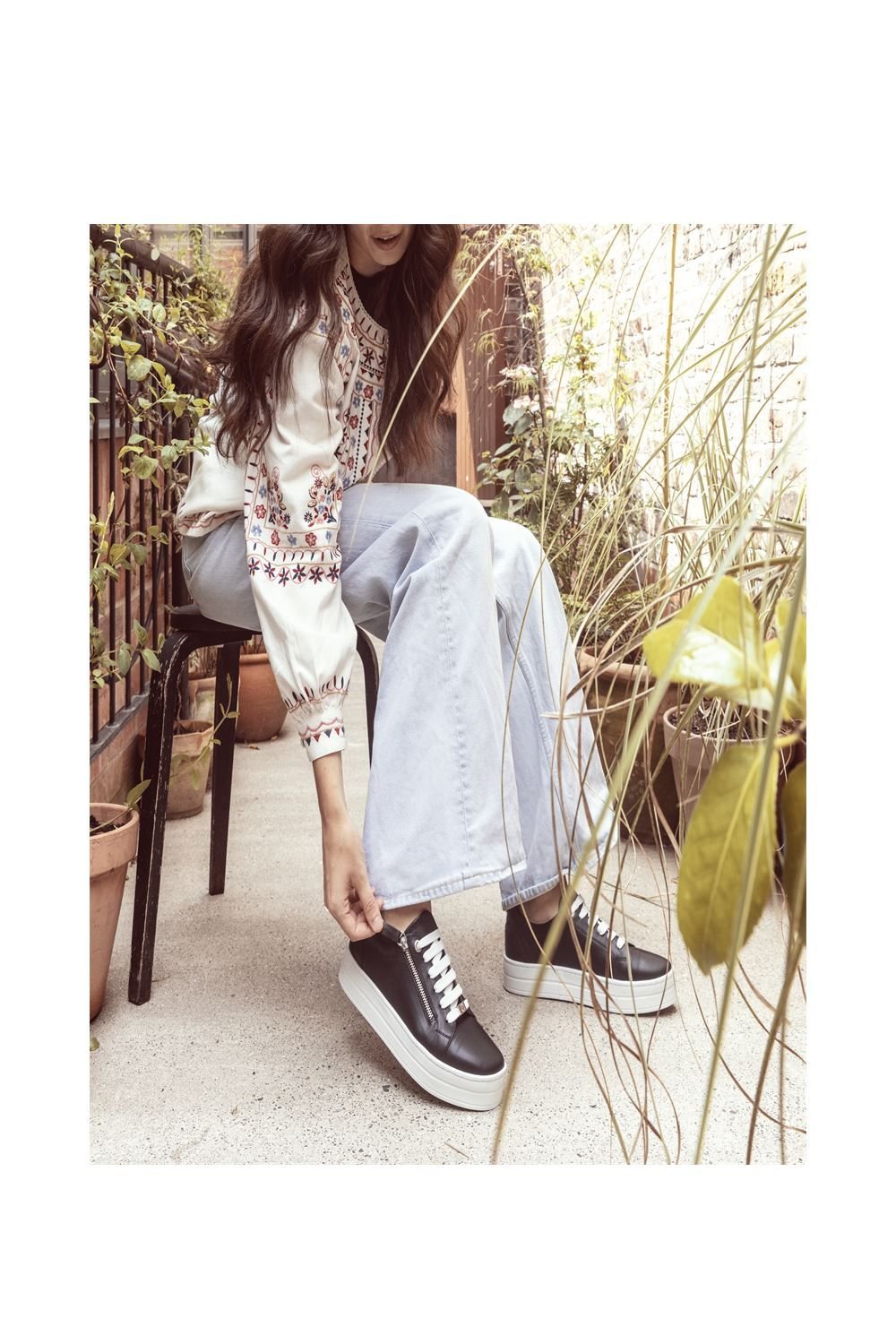 Moda In Pelle Moda In Pelle Women's 'Abbiy' Leather Casual Trainers in Black - 2