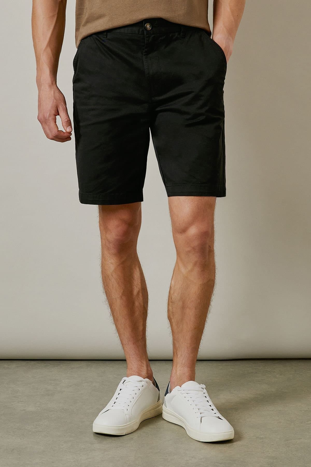 Burton Burton Men's Classic Chino Shorts in Black