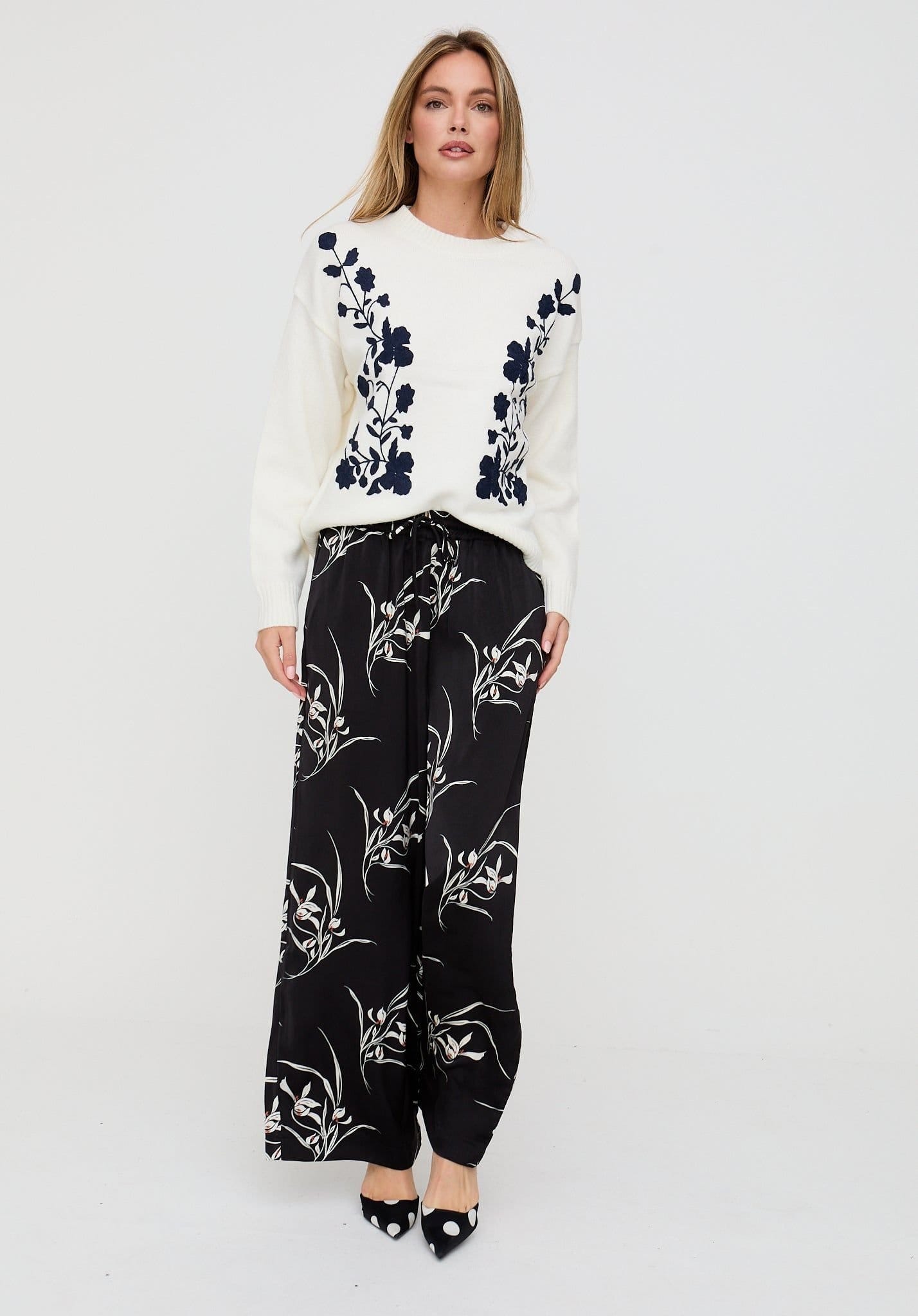 Lily and Lionel Lily and Lionel Women's Lillibet Wide Leg Large Floral Print Trouser In Black - 4
