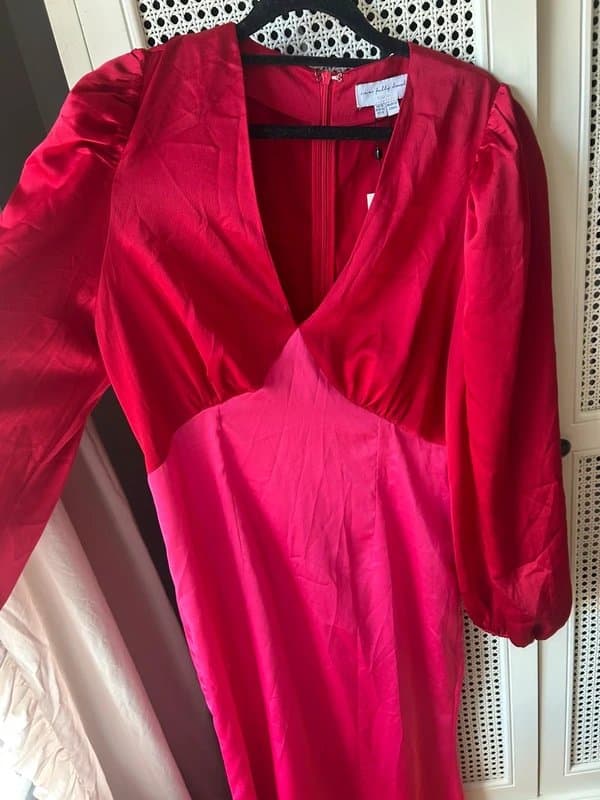 Never Fully Dressed Never fully dressed pink and red dress