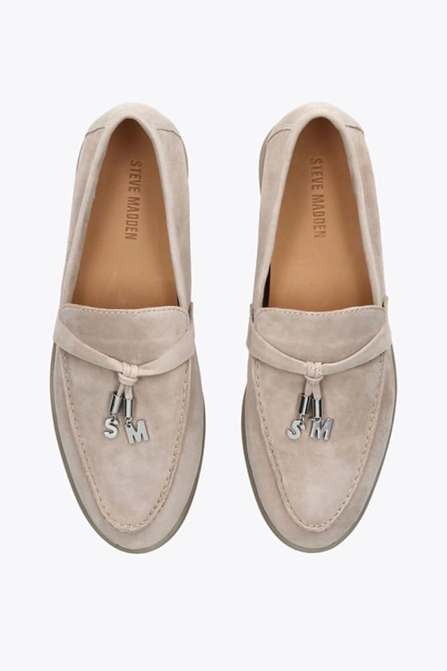 Steve Madden STEVE MADDEN Women's 'Portland Bone' Suede Flats in Cream - 2