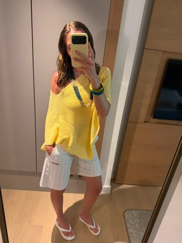 ASOS Design Buttermilk Yellow knitted poncho