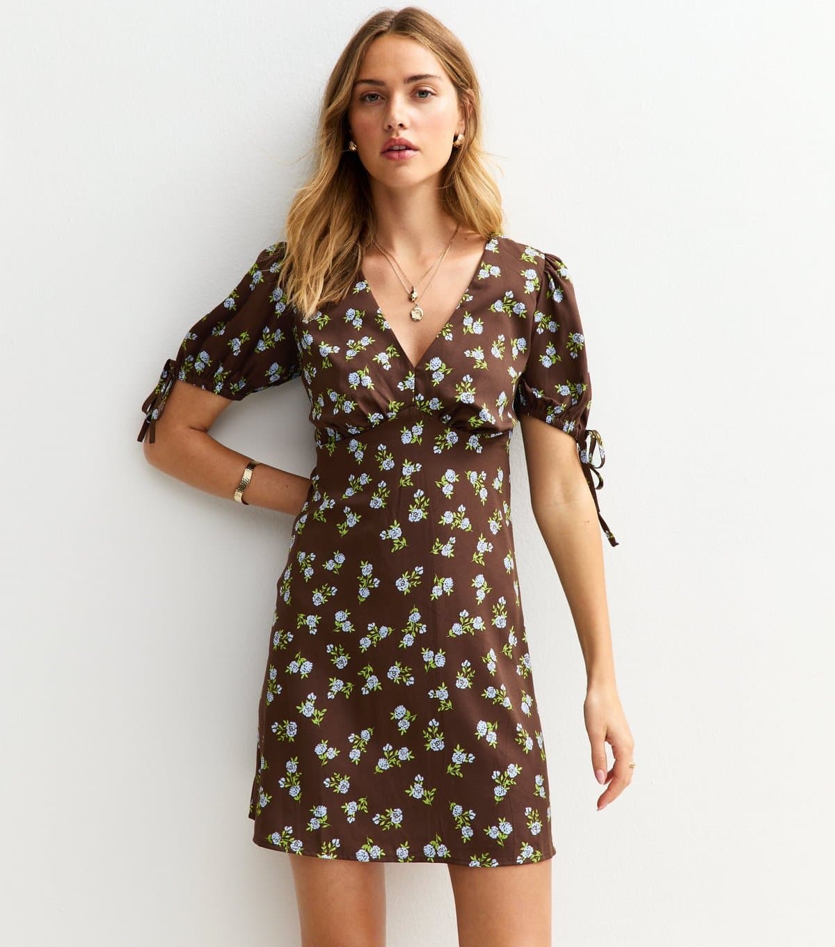 New Look Women's Brown Rose Print V-Neck Tie Sleeve Mini Dress New Look