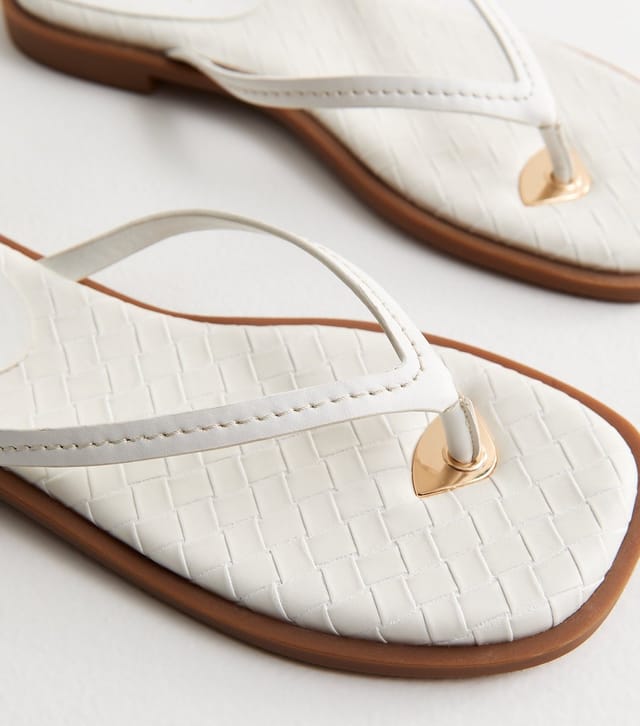 New Look Women's White Crocodile Effect Faux Leather Sandals Vegan New Look - 3