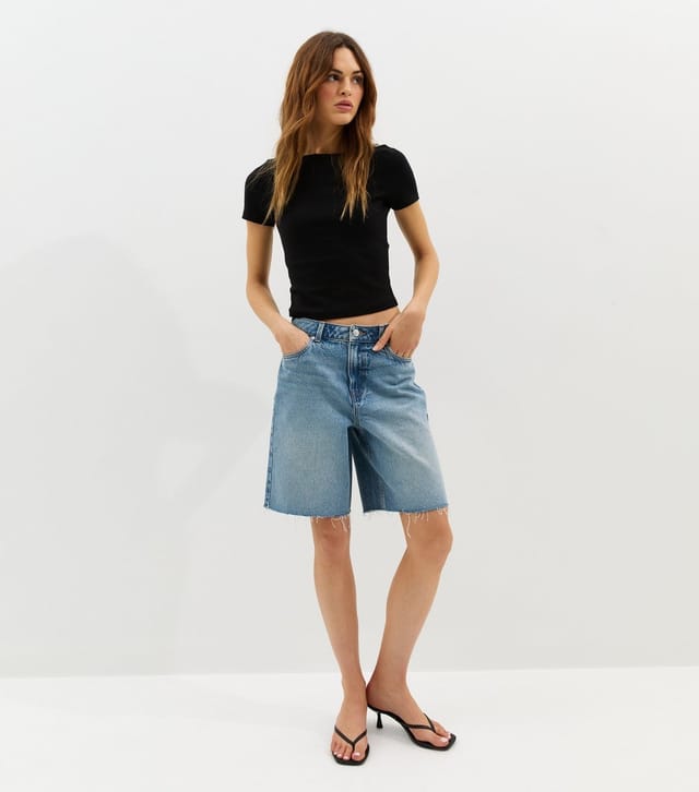 New Look Women's Light Blue Denim Cut Off Bermuda Shorts New Look - 2