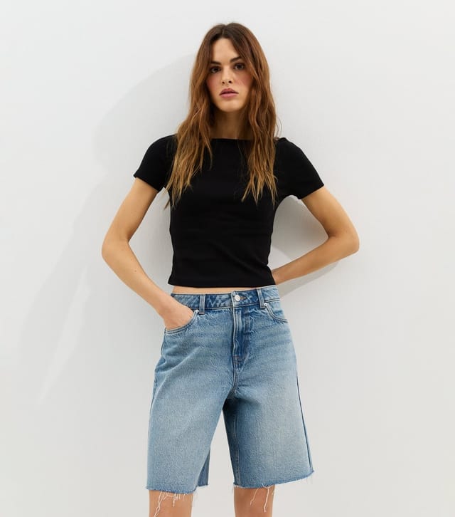New Look Women's Light Blue Denim Cut Off Bermuda Shorts New Look - 3