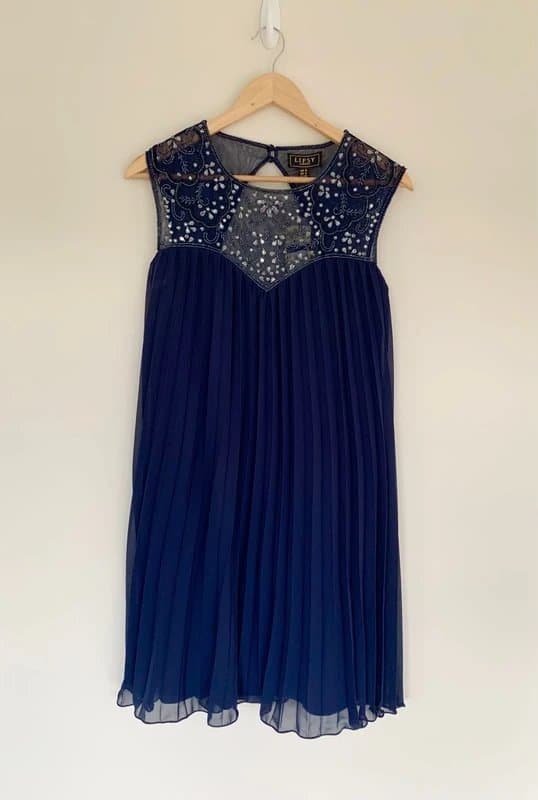 Lipsy Lipsy London Navy Beaded Pleated Mini Dress – Size 8 – BNWT