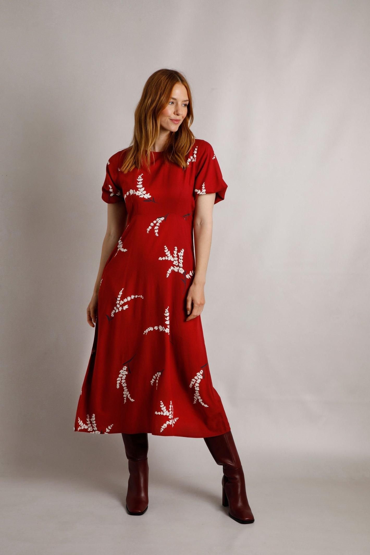 Weird Fish Weird Fish Women's Everly Printed Viscose Dress in Red - 2