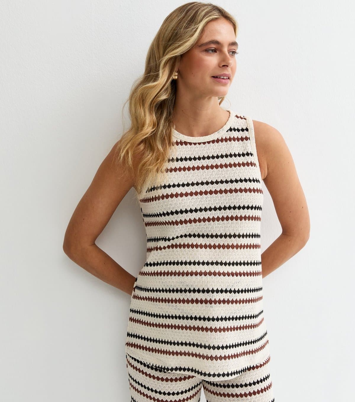 New Look Women's Maternity Cream Textured Multi Stripe Vest Top New Look