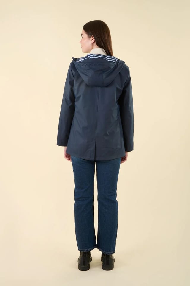 D2C D2C Women's Cruise Jacket in Navy - 3