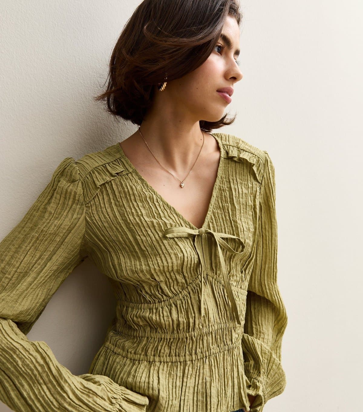 New Look Women's Green Textured V-Neck Top New Look