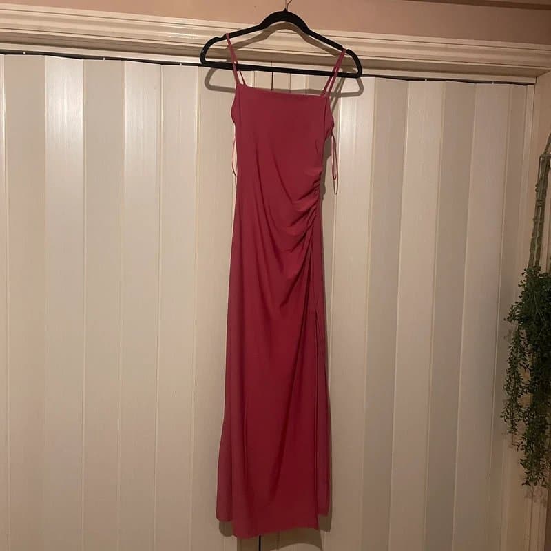 Bershka Bershka maxi red-pink dress ruched slit leg
