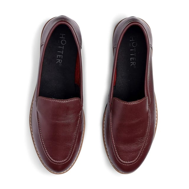 Hotter Hotter Women's 'Juniper' Loafers in Maroon - 3