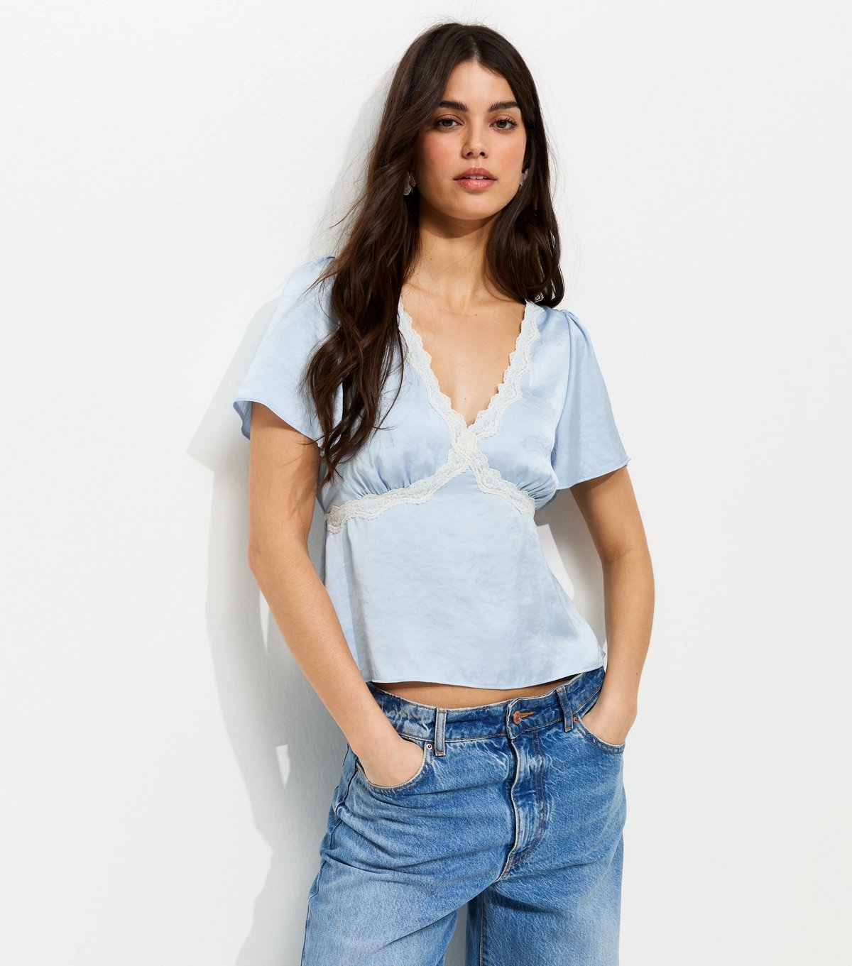 New Look Women's Light Blue Lace Trim Flutter Sleeve Satin Tea Top New Look - 2